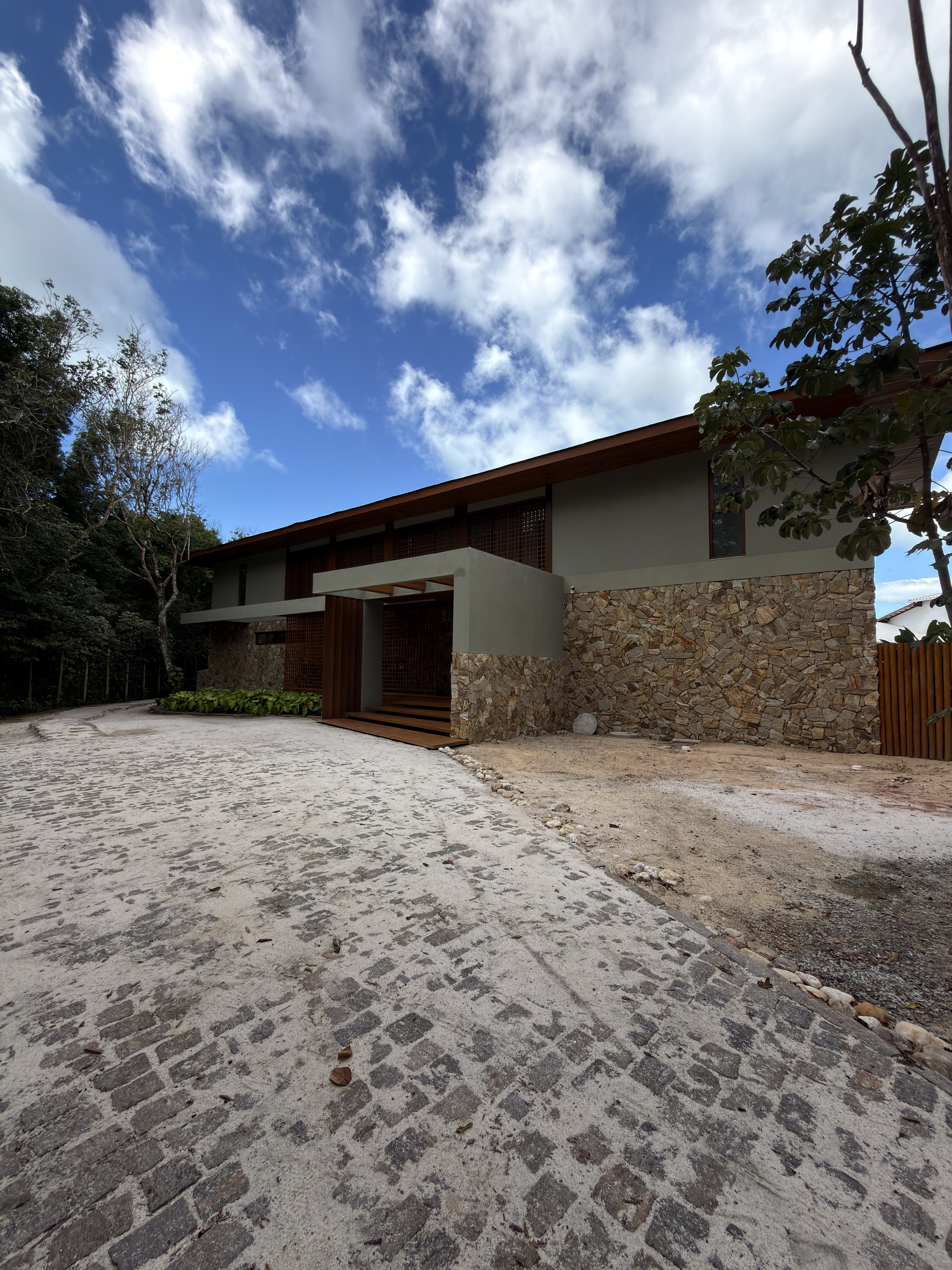 Casa pé na areia Santo André-Ba