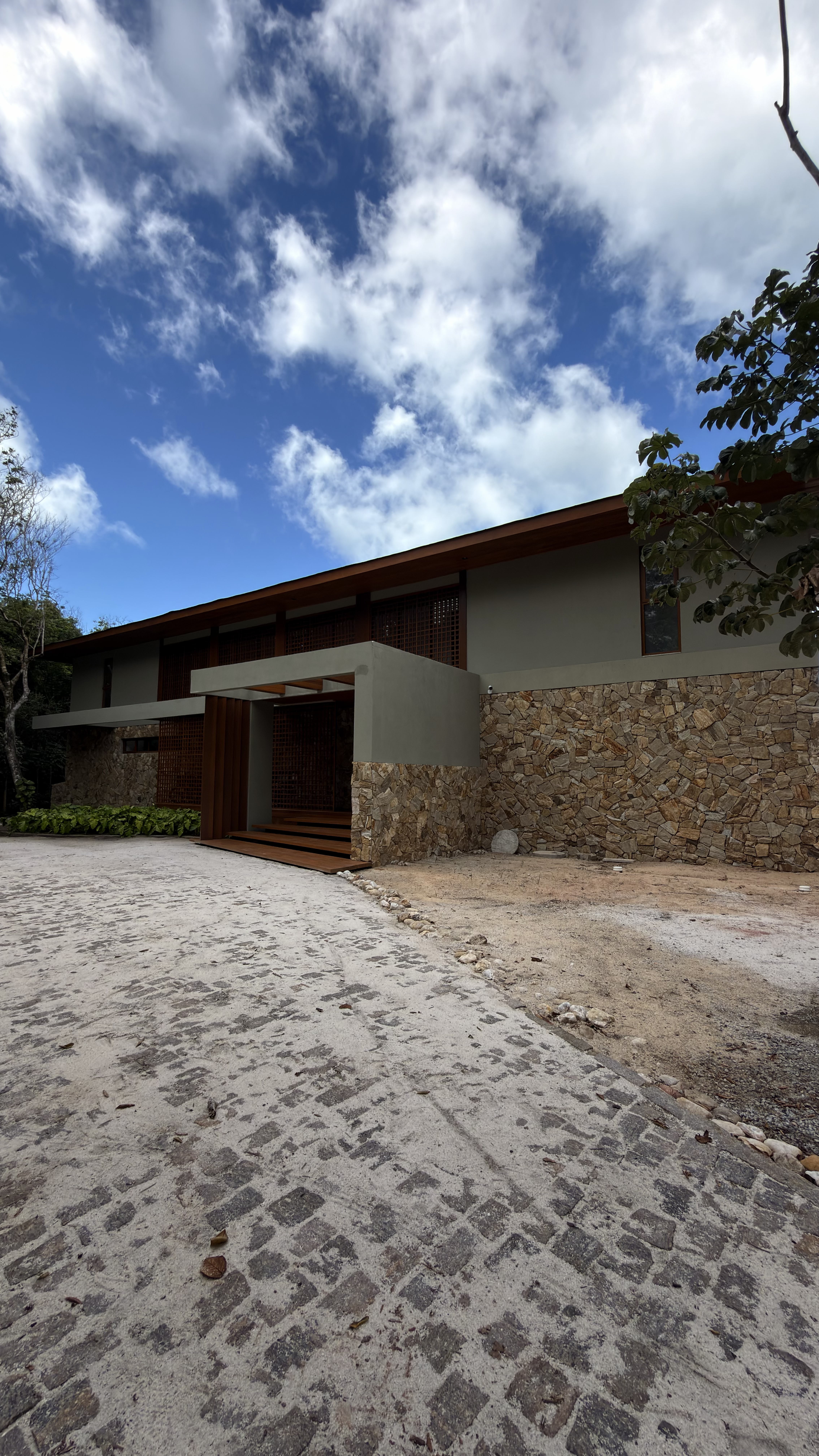 Casa pé na areia Santo André-Ba